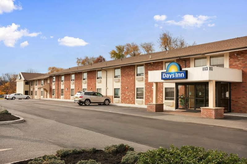 Econo Lodge Woodbridge Iselin Экстерьер фото